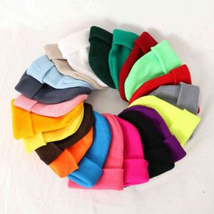 Jesień Zima Moda Czapki Dla Mężczyzn Ciepła Unisex Kobieta Kapelusz Cute Bonnet Femme Kniton Hat 2019 Czarny Biały Czerwony Różowy Y21111