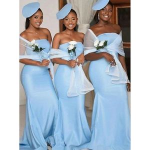 Country Sky Blue Mermaid Druhna Suknie do Wesela Bez Ramiączek Zipper Back Plus Size Maid of Honor Suknie