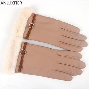 Luvas Mulheres caem inverno pulso de pelúcia quente mão mufa moff à prova de vento dirigir tela de toque estudantes coreano moda mittens1