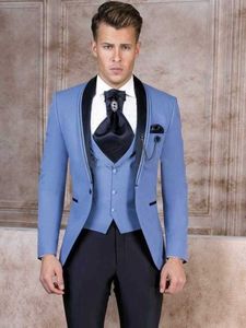 Bonito Um Botão Groomsmen Shawl Lapel Noivo TuxeDos Homens Suits Casamento / Prom Best Man Blazer (jaqueta + calça + gravata + colete) 961 x0909