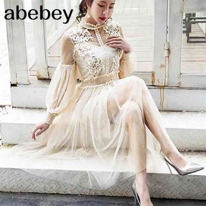 Kobiety Moda Sukienka Stojak Kołnierz Latarnia Rękaw Mesh See-Through Lace Haft Wróżki Femme Vestidos Robe 210623