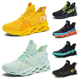 fashion high quality men running shoes breathables trainers wolf grey Tour yellow teals triple black Khaki green Light Brown Bronze mens outdoor sports sneakers