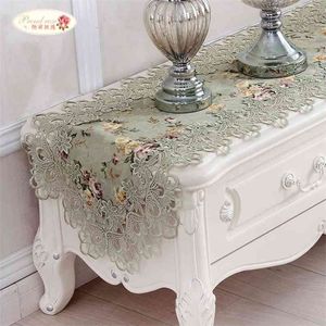 Proud Rose Embroidery Table Runner Lace Bed Flag TV Cabinet Cover Cloth Pastoral Home Decor 210708