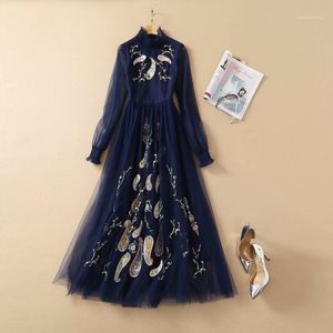 Casual Kleider High Street Frau Retro Dunkelblau Stickerei Spitze Abendkleid Dame Gorgoues Knöchel Länge Vintage Gaze Robe