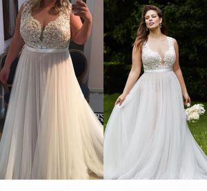 Abiti Splendidi abiti da sposa in pizzo country con applicazioni in nastro senza maniche in tulle e strascico Abito da sposa da spiaggia su misura Vestido