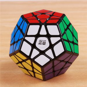 ingrosso Qiyi.-Qiyi Megaminxeds Magic Cubes Stickerless Velocità Professionale Lati Puzzle Cubo Giocattoli educativi per bambini L0226