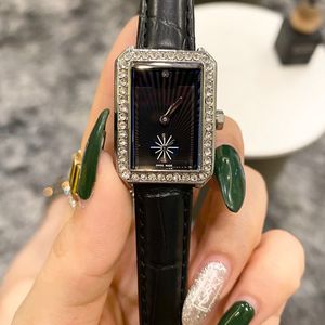 カジュアルトップブランドクォーツ腕時計女性女の子クリスタル四角形スタイルレザーストラップ腕時計Cha38