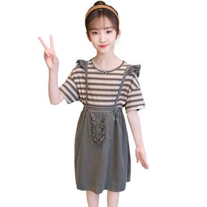子供服ストライプTシャツ+女の子のためのジャンプスーツRuffles 10代のカジュアルスタイル子供の夏服210527