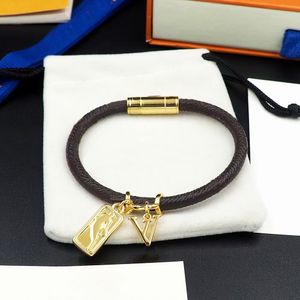 Europa Ameryka Moda Mężczyźni Lady Kobiety Okrągłe Druku Kwiat z V inicjałami Plac Charm Leather Hang It Bransoletka Bransoletka MP299D