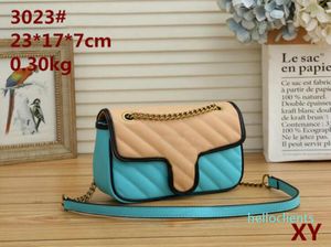 Moda Çanta Aşk Kalp Dalga Desen Satchel Omuz Çantası Zincir Çanta Crossbody Lady Deri Klasik Tarzı Tote Çantalar