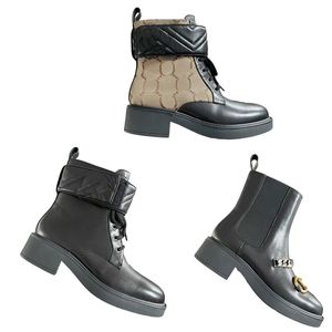 2021 كلاسيكي مصمم مشيء مشيء للأحذية القصير Martinboots 100 ٪ من الجلد الأصلي سحري بوكلي غير انزلاق الشتاء في الكاحل Boos 35-40