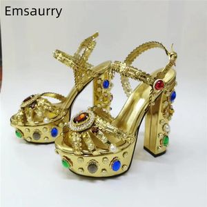 Sandals Luxury Diamond Platform Wedding Shoes Bridal Crystal Rhinestone Chunky Heel Genuine Leather Metal Decor Women