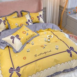 Wholesale moon comforter set resale online - Bedding Sets Big Korean Version Color Contrast Student Sunflower Moon Bedroom Comforter Set Carton Cute Girl Like