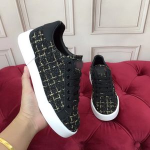 2021 women men sneaker casual Dirty shoes Thick soled leather Letters lace up platform Leisure womens shoe fashion limit Flat canvas with fullpackage MLKM0002