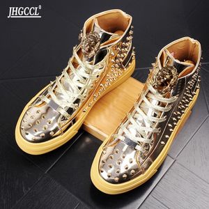 NEUE goldene Nietenstiefel für Herren, Leder-Slipper, Herrenschuh mit dicken, niedrigen Nieten, lässiges Brett, hohe Zapatos, Sapatos P5