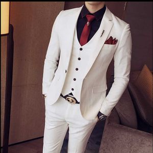 Slim Fit White Men Passar 3 Styck Bröllop Tuxedo Casual Style Male Fashion Blazer Med Byxor Vest Senaste Rökning Kostym X0909