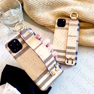 Estojos de telefone estilo britânico de designer de moda com padrão xadrez listrado para iphone 12pro 11 pro max xr xs xsmax 7/8 mais capa