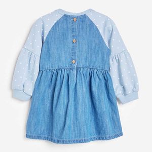 FROCKS FÖR BABY Girls Brand Höstkläder Bomull Fjäril Applique Toddler Denim Kontrast Färg Dot Klänning för barn 2-7 år Q0716