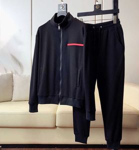 Man Tracksuit Suit Designer Hoodies Sweatshirts Klädspårsdukter för kvinna Mens Sport Jacket Coats dragkedja Långärmar Autumn