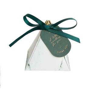 三角形のダイヤモンドのマーブルの結婚式のギフトボックス紙キャンディボックスベビーシャワーチョコレート包装パーティーの飾り210724