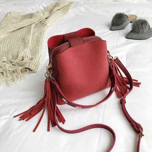 HBP icke-mångsidig hink koreansk väska frostad Tassel One Shoulder Messenger Sport.0018