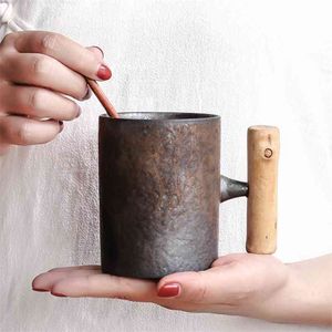 Japansk stil vintage keramik kaffe rånar tumbler rost glasyr te mjölk öl med trähandtag vatten kopp hem kontor drinkware 210804