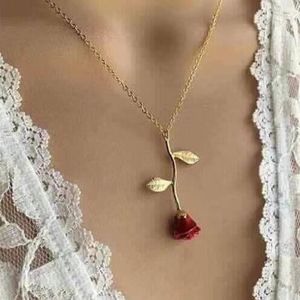 Ньюромантическая красная роза подвеска ожерелье в день Святого Валентина подарок мода ожерелье для подруги дизайнер женские ювелирные изделия ожерелье EWA4745