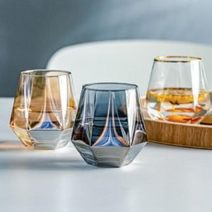 Wijnglazen Net Red Hexagonal Glass Creatieve Persoonlijkheid Whisky Huishoudelijke Goud Rimmed Water Cup L1