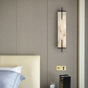 Lampada da parete in stile europeo per interni a LED Creativo in marmo naturale Decorazione domestica di lusso El Camera degli ospiti Soggiorno Illuminazione della camera da letto