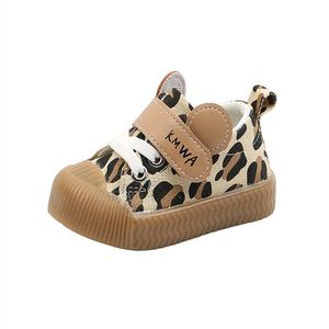 Primavera outono menino menino menina sapatos moda leopardo lona sneakers antiderrapante macio sola sola bebê nascido toddler sapatos primeiros caminhantes 210713