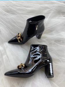 Fabrika Gerçek Pic Yeni Varış Siyah Deri Çizmeler Ayak Bileği Patik Metal Topuk Noktası Burun Mujer Tekneler Zip Up Martin Boot Tıknaz Topuklu