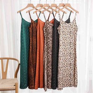 S-4XL Bolinhas Coreanas Verão Mulheres Dress Spaghetti Strap Boho Leopard Imprimir Maxi Party Vestidos Plus Size M30262 210715