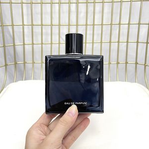 Deodorante uomo profumo spray 100ml eau de parfum EDP uomo note aromatiche legnose buon odore consegna veloce di alta qualità