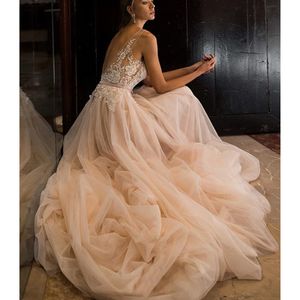 Illusions-Hochzeitskleider, V-Ausschnitt, A-Linie, Tüll, sexy Spitzenapplikationen, Schärpe, Mieder, tiefer V-Rücken, durchsichtiges rosafarbenes Hochzeitskleid
