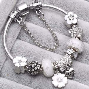 Blauer Charm-Anhänger aus 925er-Sterlingsilber, fünf Blütenblätter, Blume, passend für europäische Pandora-Armbänder für Frauen, Cinderella-Kristall-Schuh-Charm-Perlen, Schlangenkette, Modeschmuck