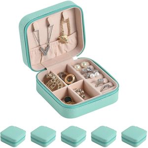 Kadın Mücevher Kutuları toptan satış-Hafif Mavi Mini Takı Kutusu Küpe Seyahat Kadınlar için Kolye Depolama Hediye Kutuları Taşınabilir Kız Mücevherat Yüzük Bilezik Organizatör EA Jllygg
