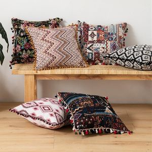 Cushion/Decorative Pillow Bohomia Jacquard Cover Tassels Pompom Home Decorative Kilim Cushion 45x45cm Vintage Living Room Sofa PillowCase