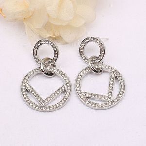 Stud Designer Küpe Aksesuarları Toptan Mektubu Damızlık Küpe Altın Gümüş Küpe Kristal Lüks Kadınlar Rhinestone Ear Studs Jewlery Düğün Partisi 2024