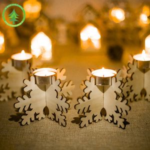 Dekorationsartikel Schneeflocken-Kerzenständer aus Holz mit Weihnachtsdekoration, 4 Stück in einer Box