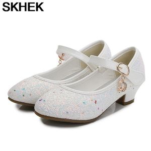 Skhek Princesse Enfants Chaussures en cuir pour filles Fleur Casual Glitter Enfants High Heel Filles Chaussures Papillon Noeud Bleu Rose Argent 210306