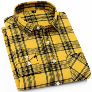 Fırça Kılıfı toptan satış-Gençlik Canlılık Erkekler Fırçalanmış Ekose Damalı Gömlek Tek Yama Cep Uzun Kollu Standart Fit Giyim Rahat Flanel Gömlek