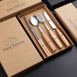 Knivgaffel Spoon Chopsticks Porslin Set Trähandtag Rostfritt Stål Steak Bestick Satser Presentkök Dinnerware Kit