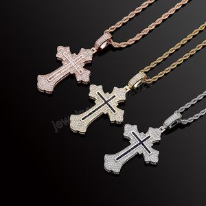 Collana con ciondolo a croce placcato in oro bianco ghiacciato con micro pavé di gioielli di personalità con ciondolo a forma di CZ per regalo