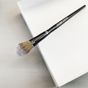 PRO Black Highlight Makeup Brush # 98 - Soft Setole affusolate a cupola illuminante Cosmetici Strumenti di bellezza