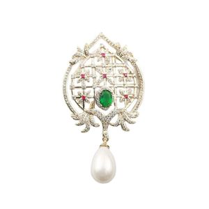 Madalena Sarara Aaaa Cubic Cyrkonia Inkrustowana Vintage Royal Style Broszka Pin Dla Kobiet Biżuteria MD1423