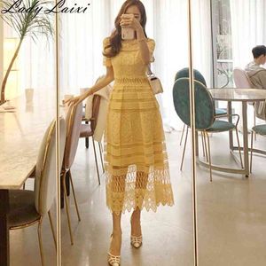 Летние корейские желтые платье женщины с коротким рукавом, выдолбленные отверстия крючкового цветка сплошные кружева элегантные длинные 210529