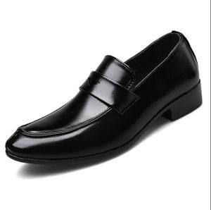 Klassische Business-Herren-Designer-Kleiderschuhe, modisch, elegant, formelle Hochzeit, Slip-on-Büro-Oxford-Schuh für Herren, Größe 38–48