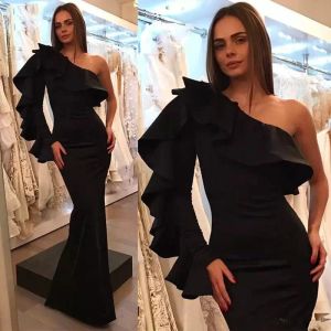 Modest Black Evening Dresses Mermaid Long Sleeves One Shoulder Satin Ruched Pleat Floor Length Custom Made Prom Party Gowns Vestidos 403