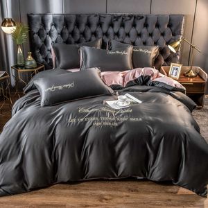 Oloey Silky Touch Bedding Set Luxury Two-Color Bed Sats Duvet Cover Monterad Badark Flat Sheet Pillwocases Queen King Size 210706