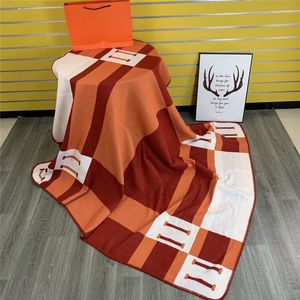 Sciarpa scialle in misto cashmere super morbido 170 * 140 cm Coperta autunnale e invernale Scialli rettangolari di design di alta qualità di lusso caldi Tipo di famiglia